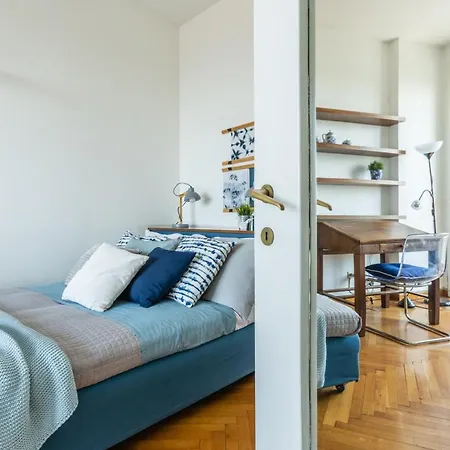 Apartment In Italy Bari